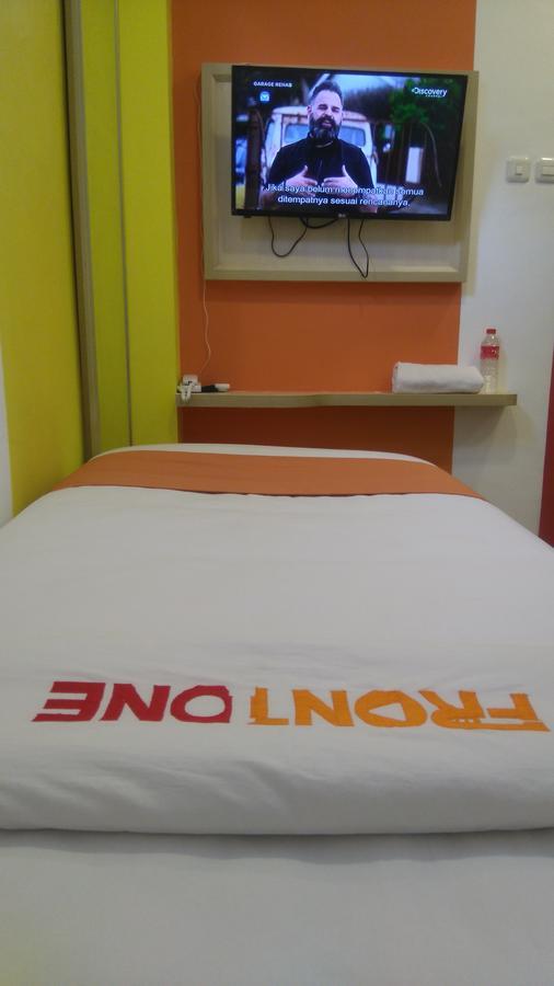Djo Front One Inn Μπενγκουλού Εξωτερικό φωτογραφία